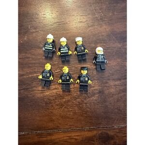 7 Lego Police Officers